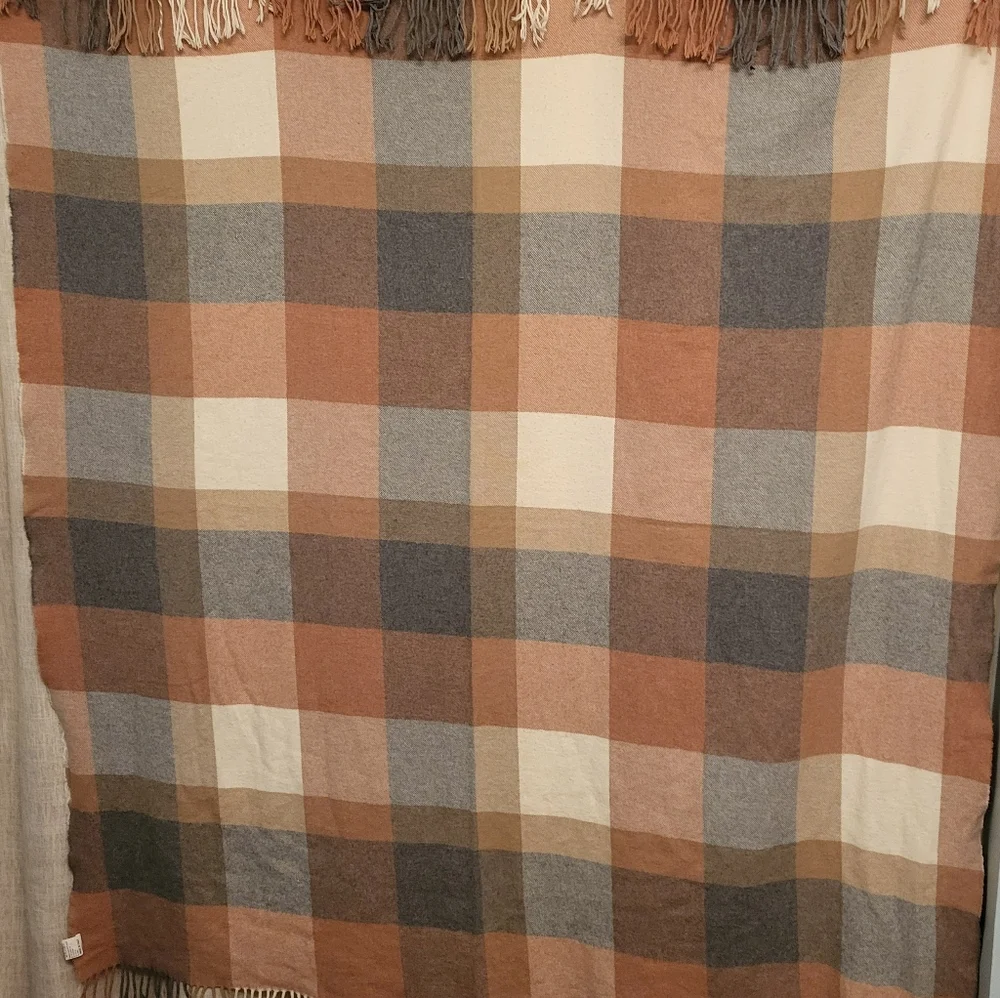 TESSILECHITI Throw Shawl BlanketLuxury Home Fine Cotton Blend | Soft | 50